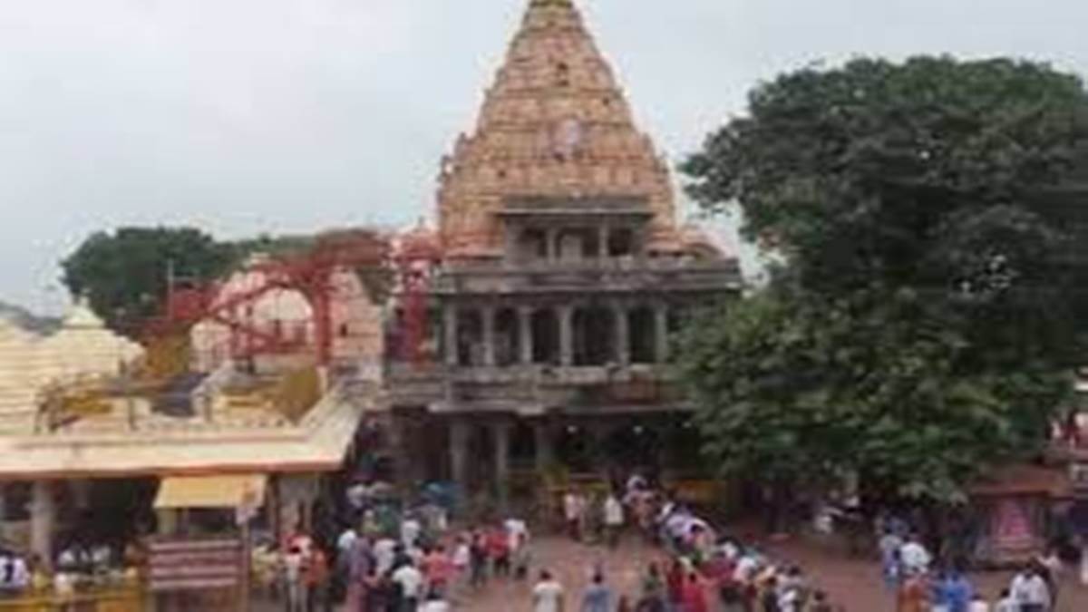 ujjain-news:-महाकाल-मंदिर-में-लग-रहा-फायर-सेफ्टी-सिस्टम,-सुरक्षा-की-जांच-करने-पहुंची-मुंबई-की-टीम-–-fire-safety-system-is-being-installed-in-mahakal-temple-mumbai-team-arrived-to-check-the-safety